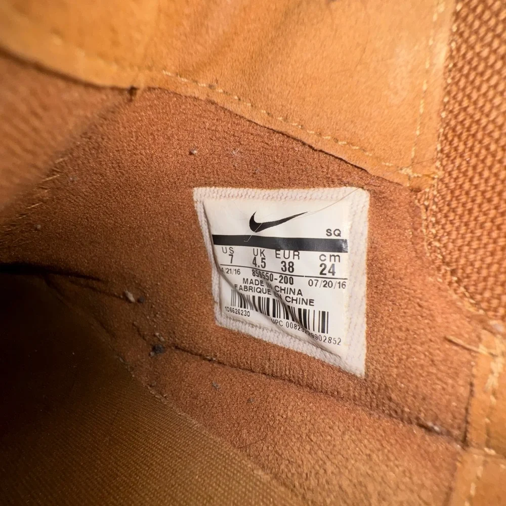 Nike Women's Air Max Thea Leather Slip On Sneakers Tan - Picture 8 of 8